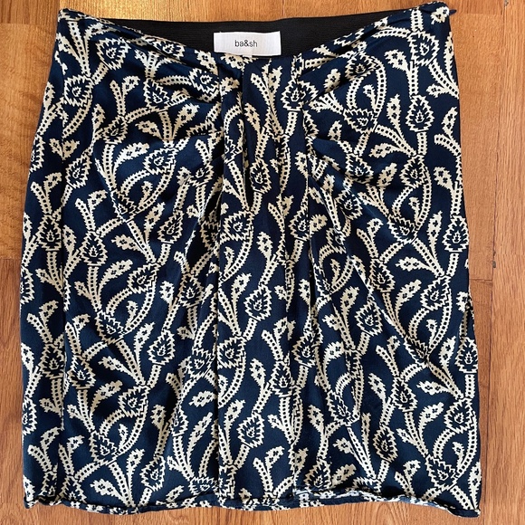 Patterned mini skirt - Picture 1 of 5